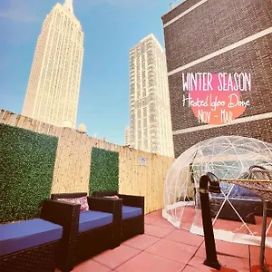And The City, Rooftop View New York