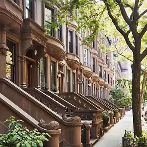 Cozy Townhouse In Harlem Homestay