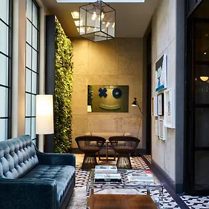 5* Otel Sixty Soho